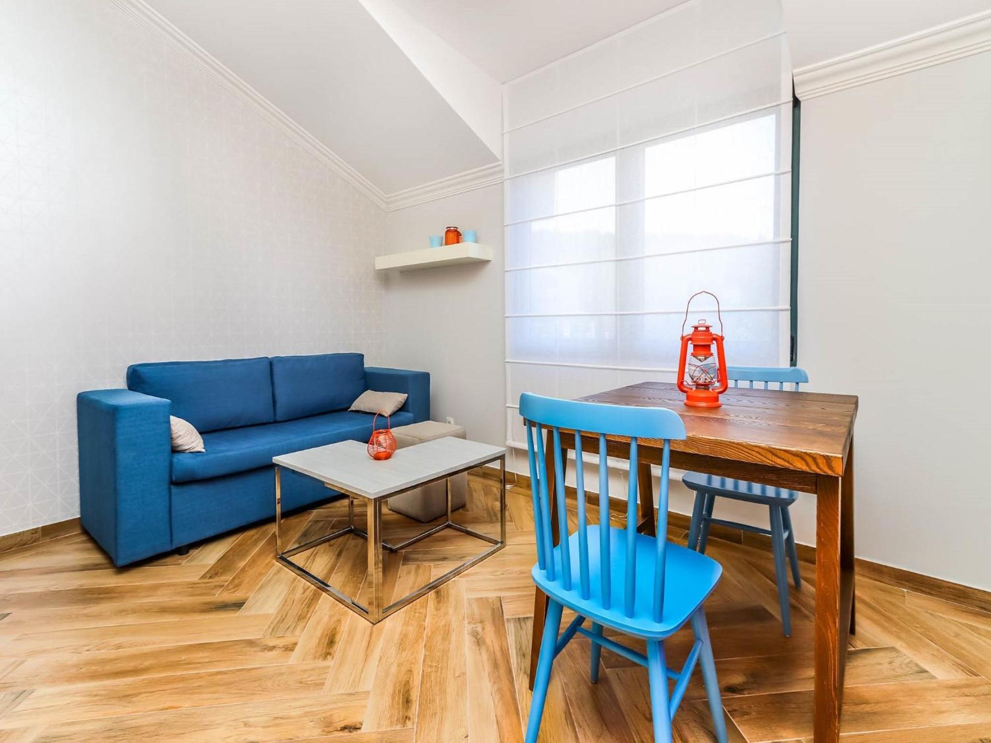 El Mar Apartments Bar Bilik gambar