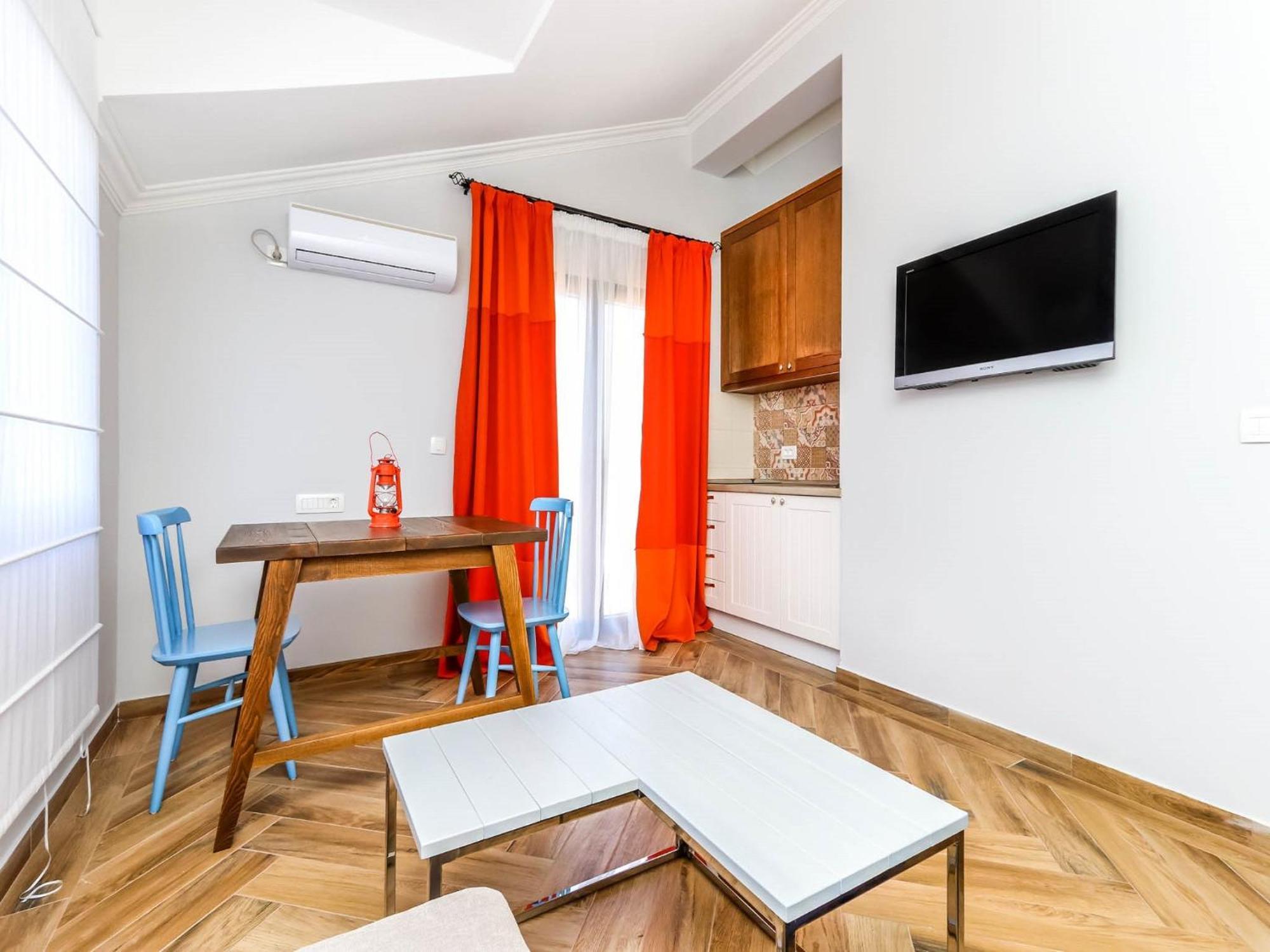 El Mar Apartments Bar Bilik gambar